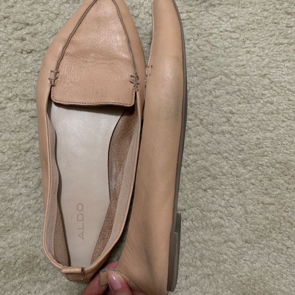 Leather beige flats - Picture 2 of 6